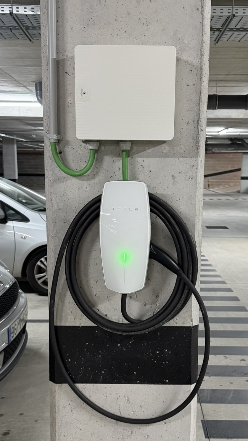 Instalação de carregador para veículo elétrico